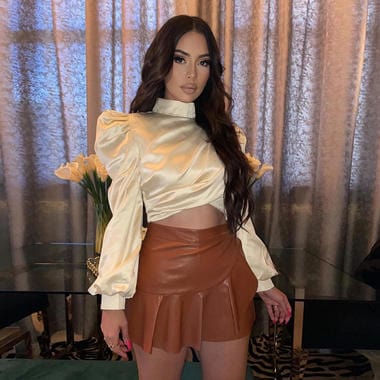 L / apricot BH7535 European And American New Women'S Temperament Long Sleeve Satin Top Fashion Round Neck Crop Top 2022