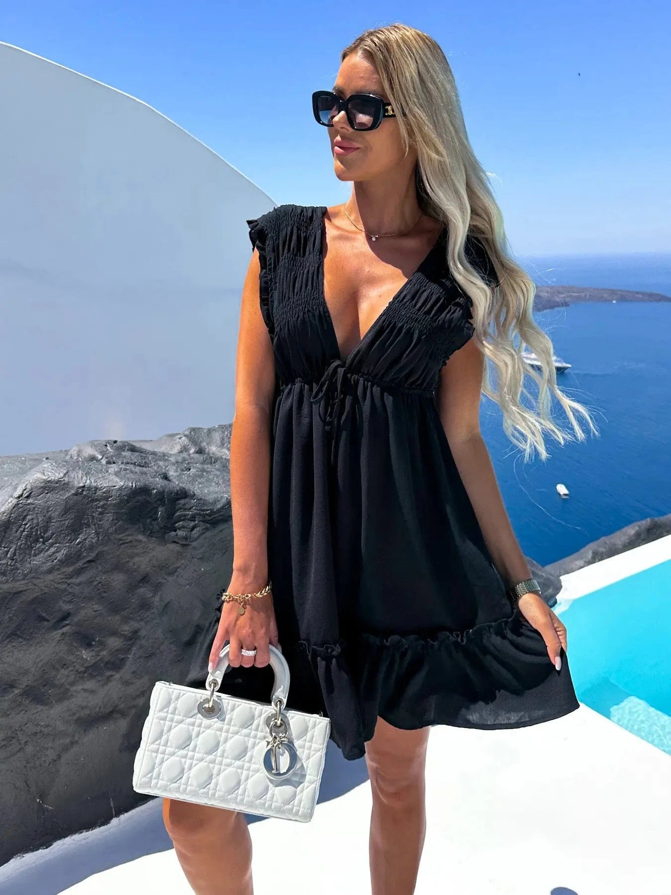 L / Black 2023 Summer New women's Solid color V-neck Fashion casual Waist Lace-up Pleated ruffled sleeves Women's dress