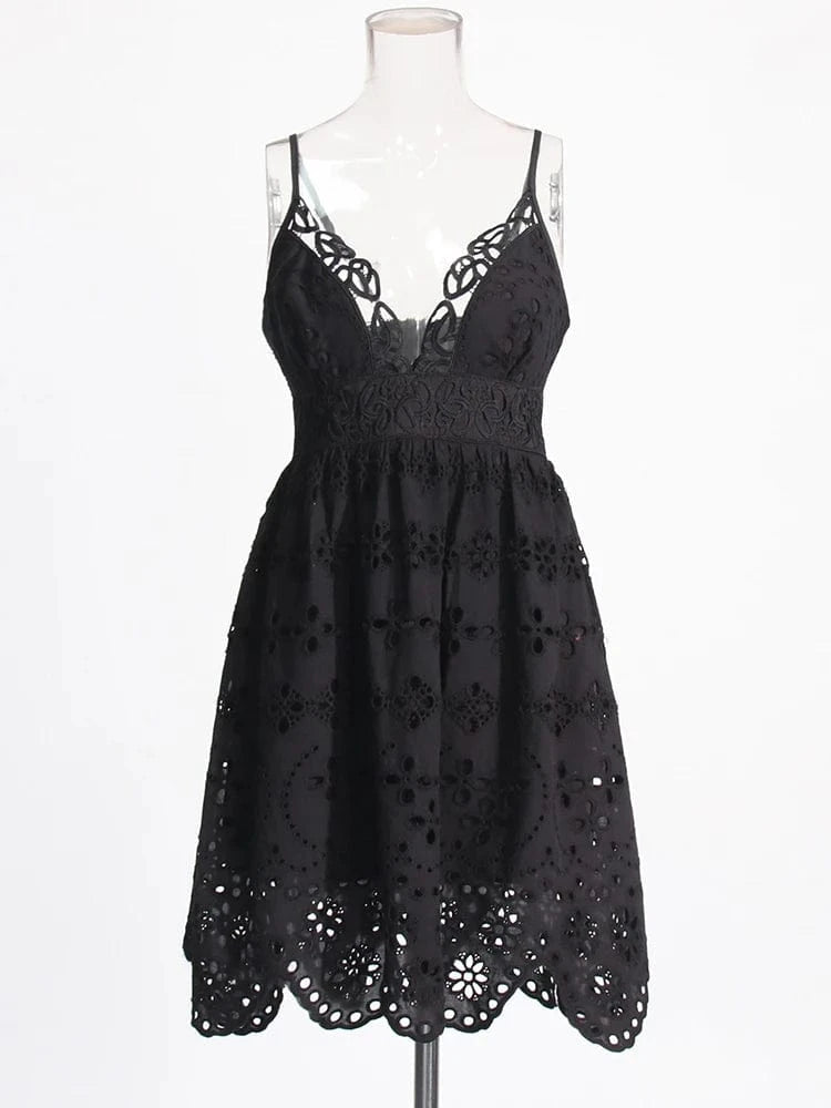 L / Black CHICEVER Hollow Out V Neck Sleeveless Backless High Waist Sexy Summer Dress For Women