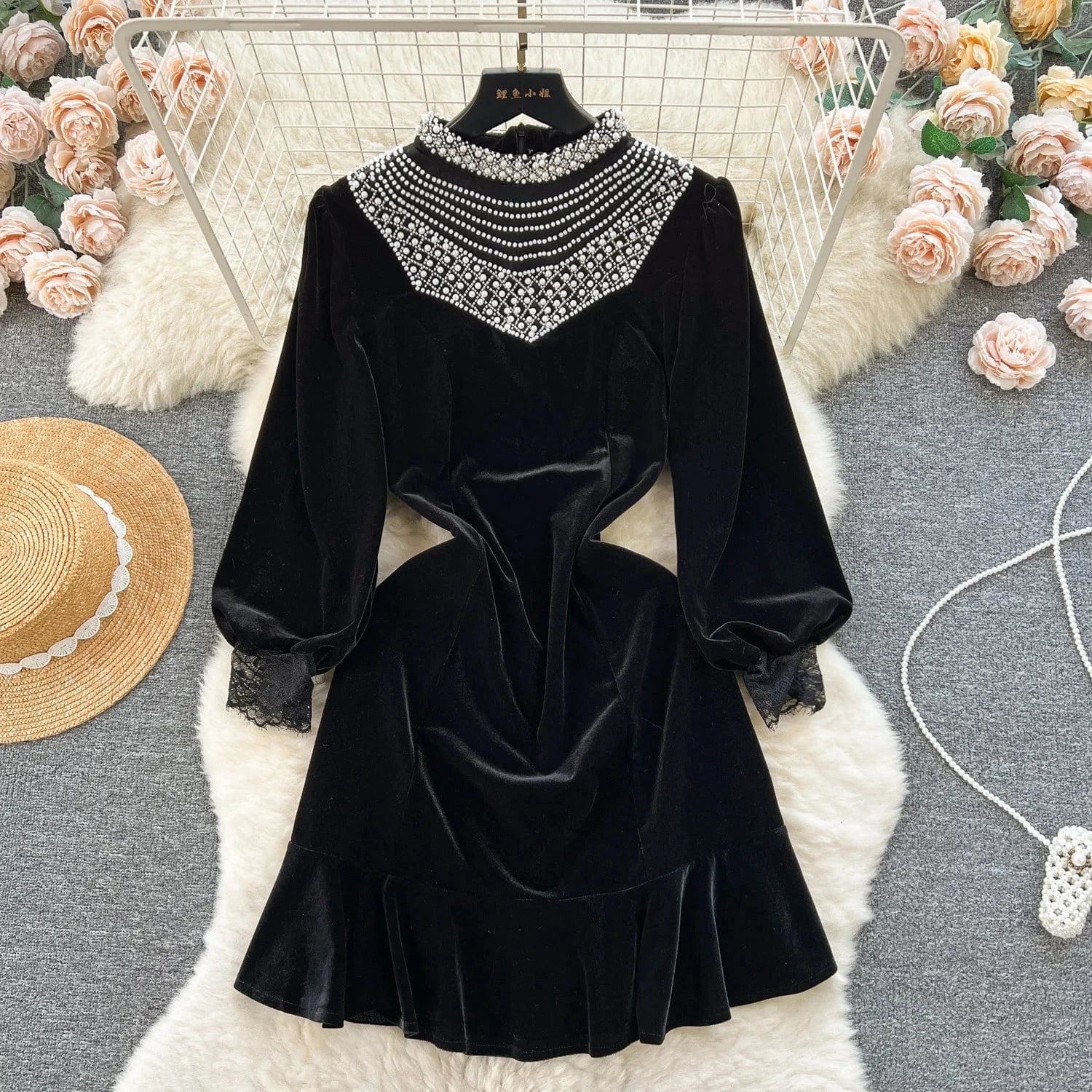 L / Black Wholesale 2024 Spring Long Sleeve Mesh Beaded Round Neck Waist Waist Slim A-line Golden Velvet Women's Dress