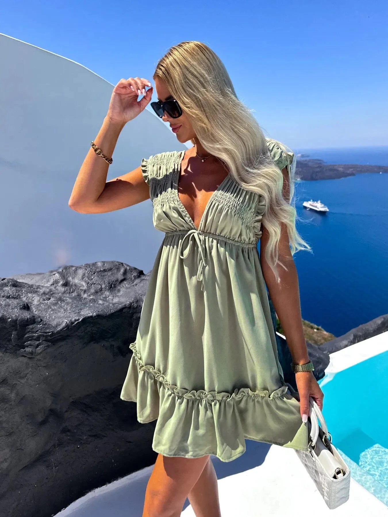 L / green 2023 Summer New women's Solid color V-neck Fashion casual Waist Lace-up Pleated ruffled sleeves Women's dress