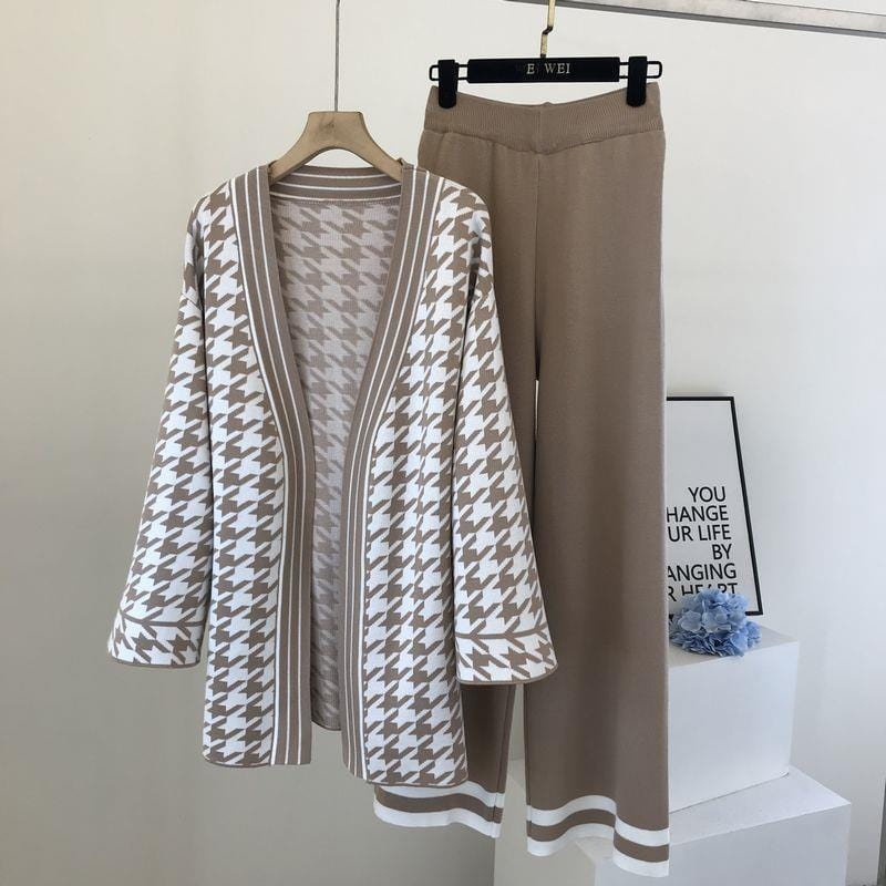 L / Khaki Fall New arrived 2022 women long sleeve knit fashionable sweater cardigan set with Pants 2 piece set for ladies