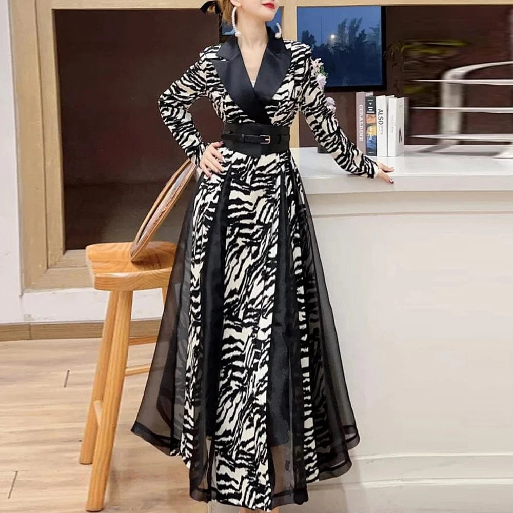 L / White CHICEVER Winter Notched Collar Long Sleeve High Waist Spliced Belt Hit Color Coats Long Jacket For Women