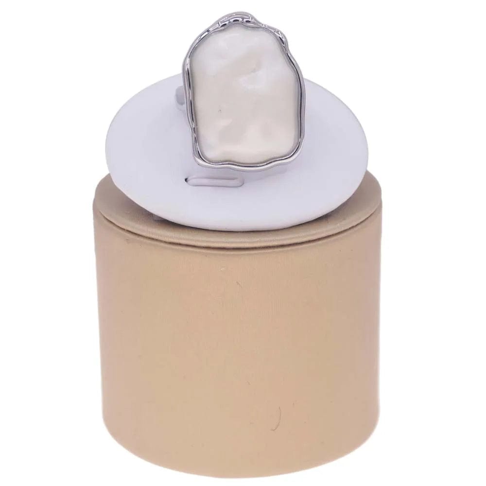 Latest Design White Shell Alloy Gold Plated Ring Regular Size African Ladies Rings Anniversary Wedding Party Costume Accessories