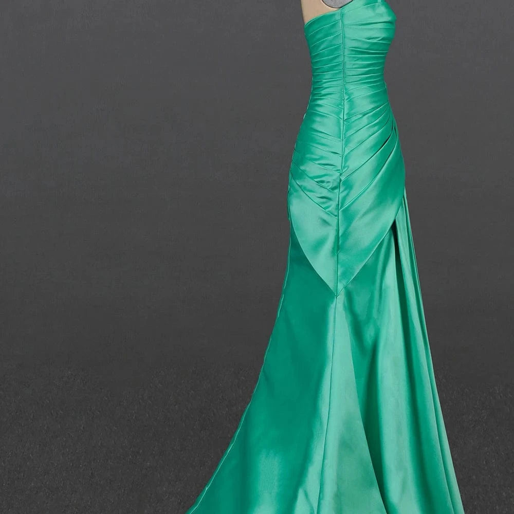 Latest Green Slim Tube Top Evening Dress Gathers Sexy Banquet Party Wedding Evening Party Skirt Lsdz82