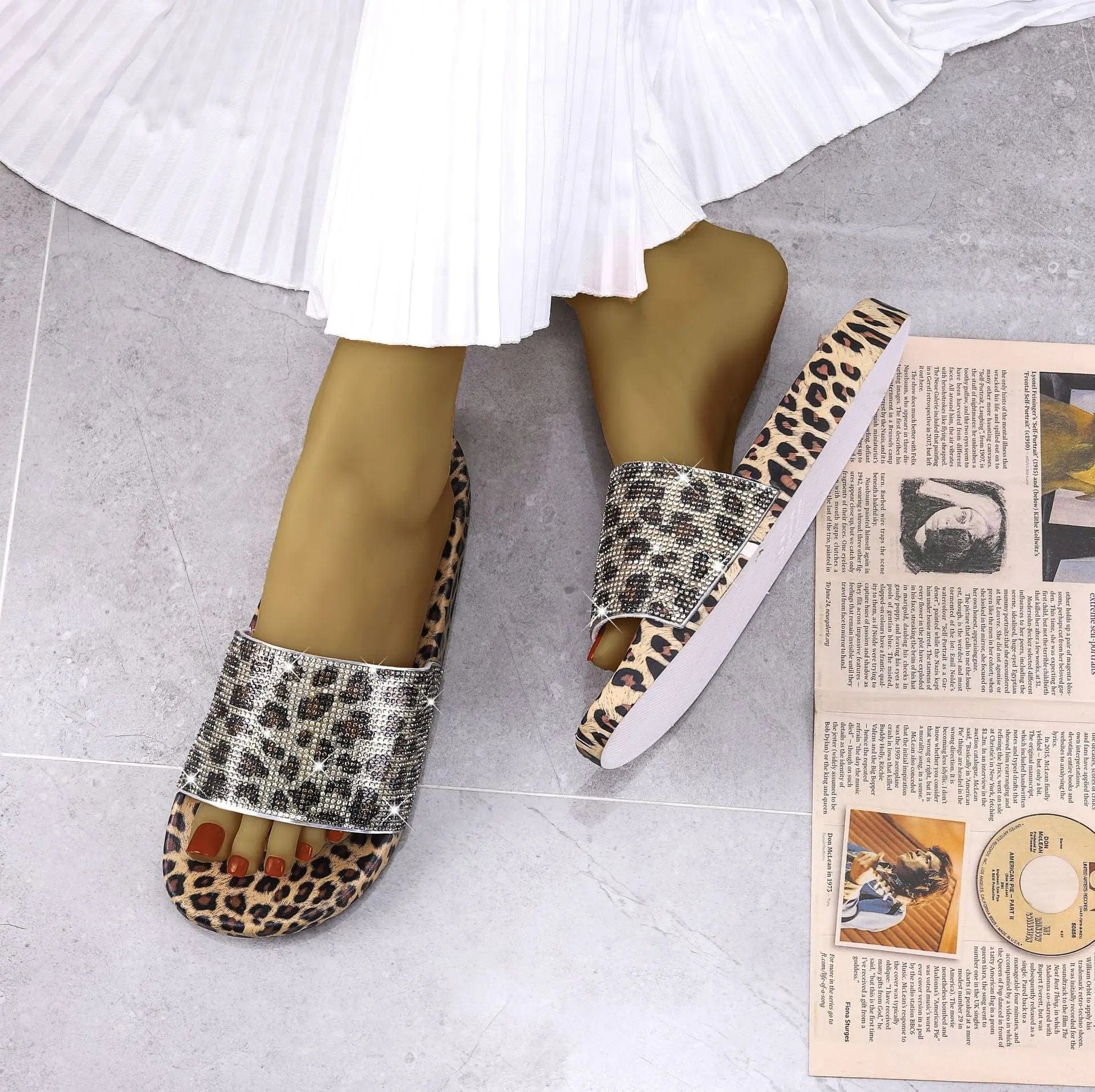Leopard Fashion Diamond Flip Flops Slippers For Women's Flats Heels Slides doll shoe For Women And Ladies