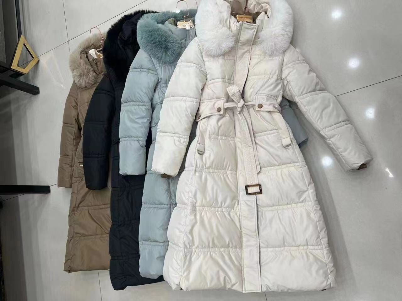 Long Down Jacket Women's 2022 New Slim Commuter Hooded Thin Section Over The Knee Solid Color Thickened Winter Warm Jacket Women