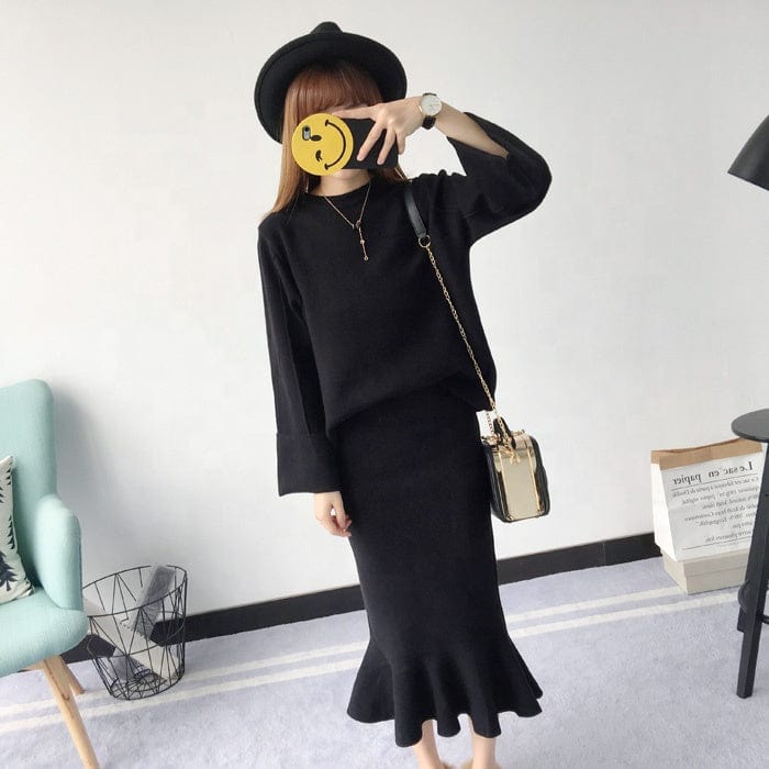 Long Ray Latest New Arrival Korean Style Knit Crew Neck Top And Slim Fit Fishtail Skirt Twin Set