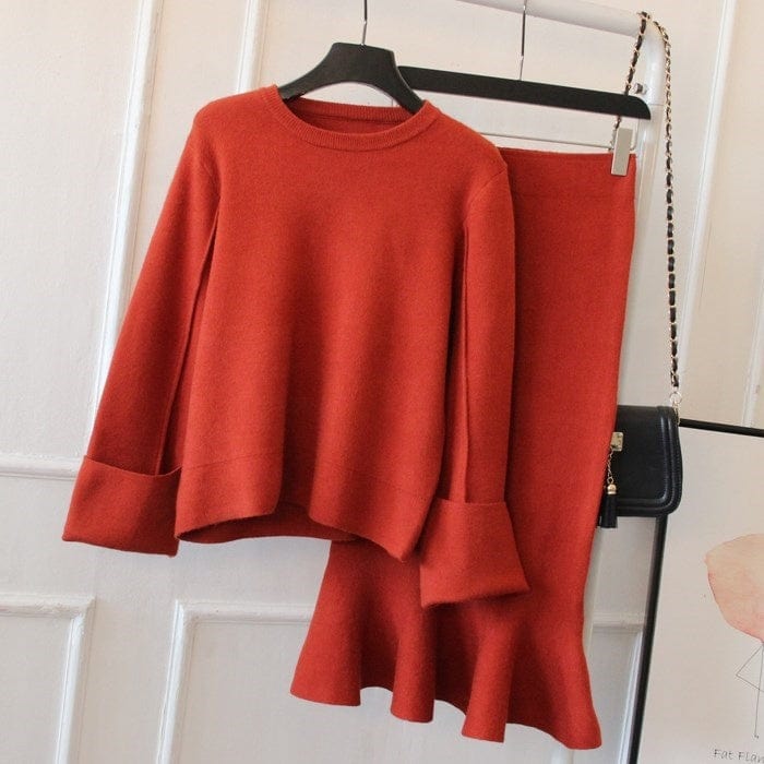 Long Ray Latest New Arrival Korean Style Knit Crew Neck Top And Slim Fit Fishtail Skirt Twin Set