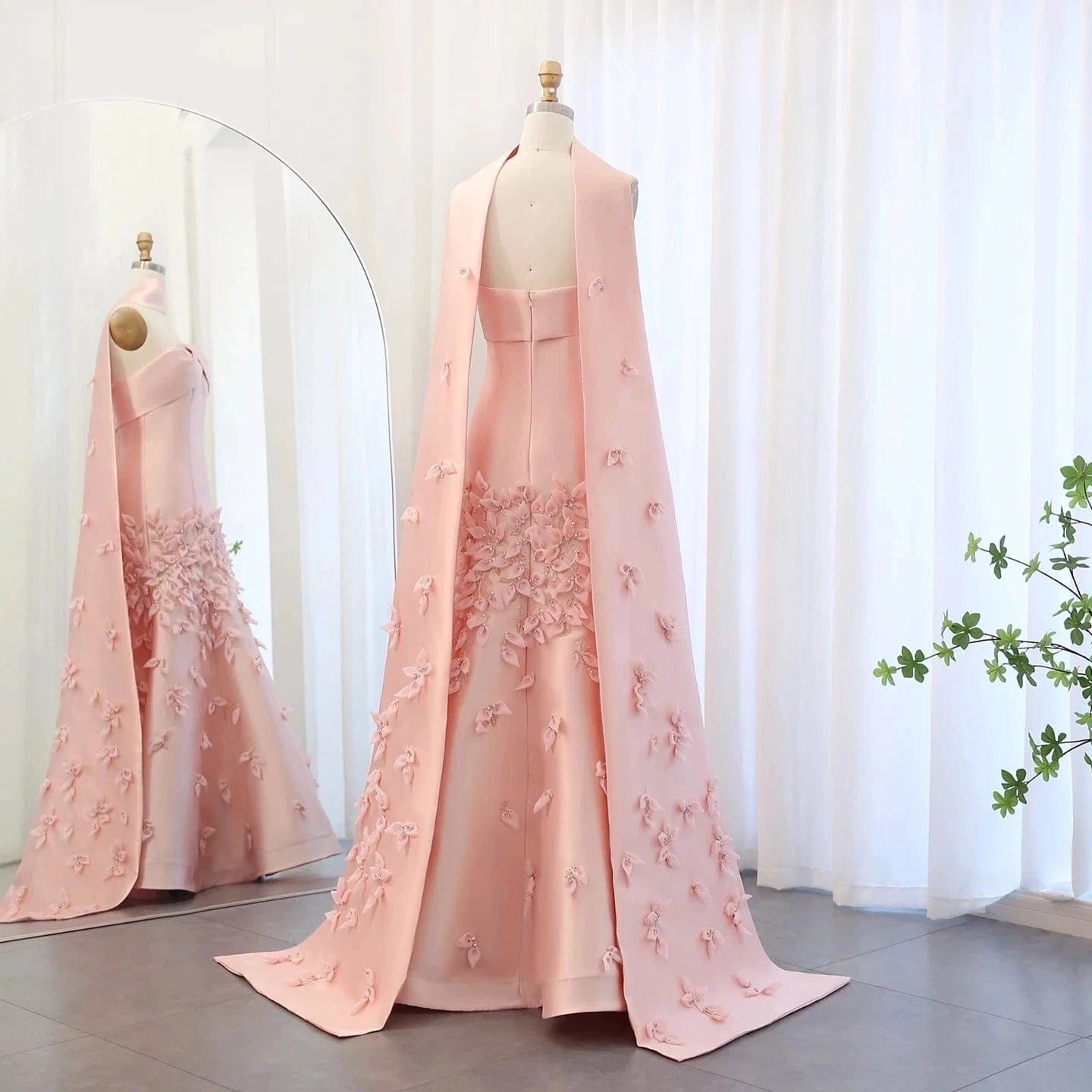 Luxury 3D Leaves Blush Pink Satin Mermaid Evening Dress With Cape Dubai Arabic Women Wedding Prom Party Gowns Sz463
