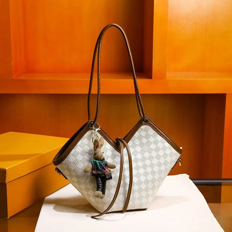 luxury designer unique shaped handbags 2023 new arrivals purse chain strap fashion latest ladies handbags