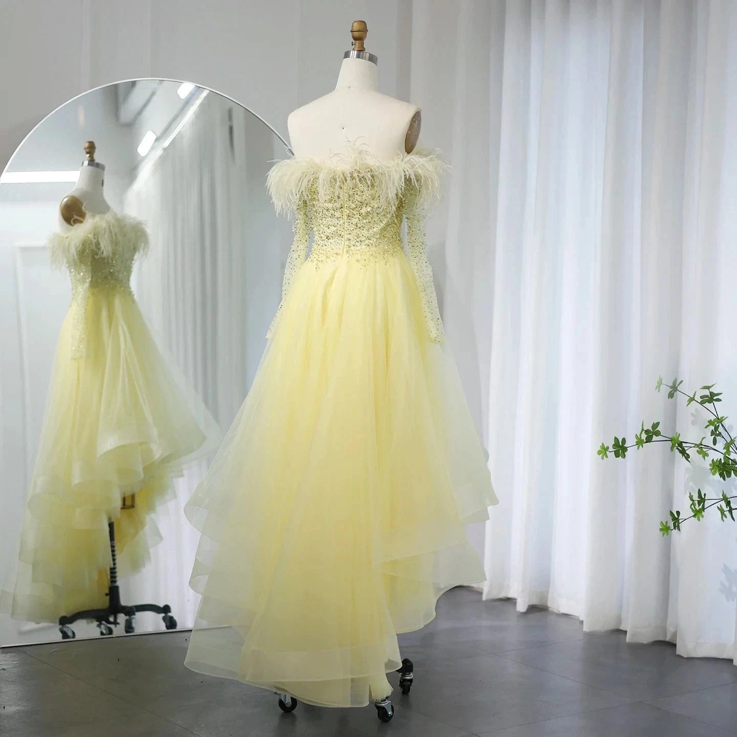 Luxury Feathers Dubai Purple High Low Evening Dresses Elegant Off Shoulder Arab Women Wedding Party Prom Dress Sz465