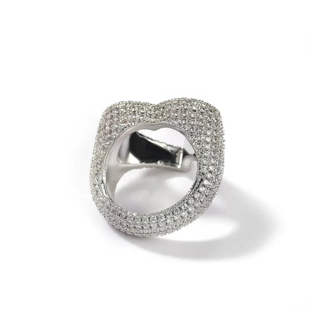 Luxury Hip Hop Hollow Out Heart Ring Party Jewelry Fashion Copper Setting Zircon Finger Cluster Ring Unisex Jewelry Accessories