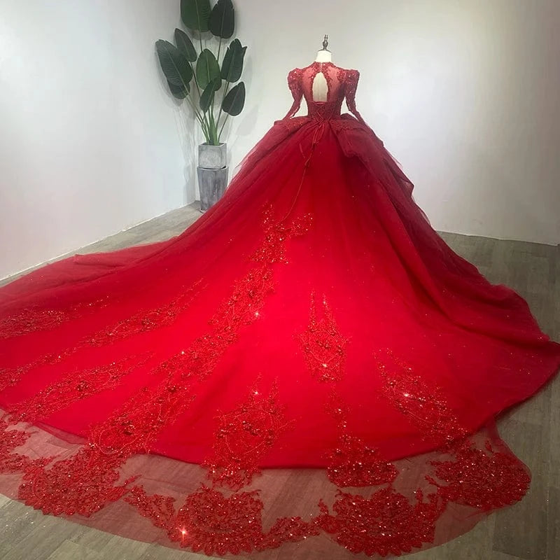 Luxury Red Wedding Dresses Long Sleeve High Neck Applique Lace Up Church Bride Gowns Wm30