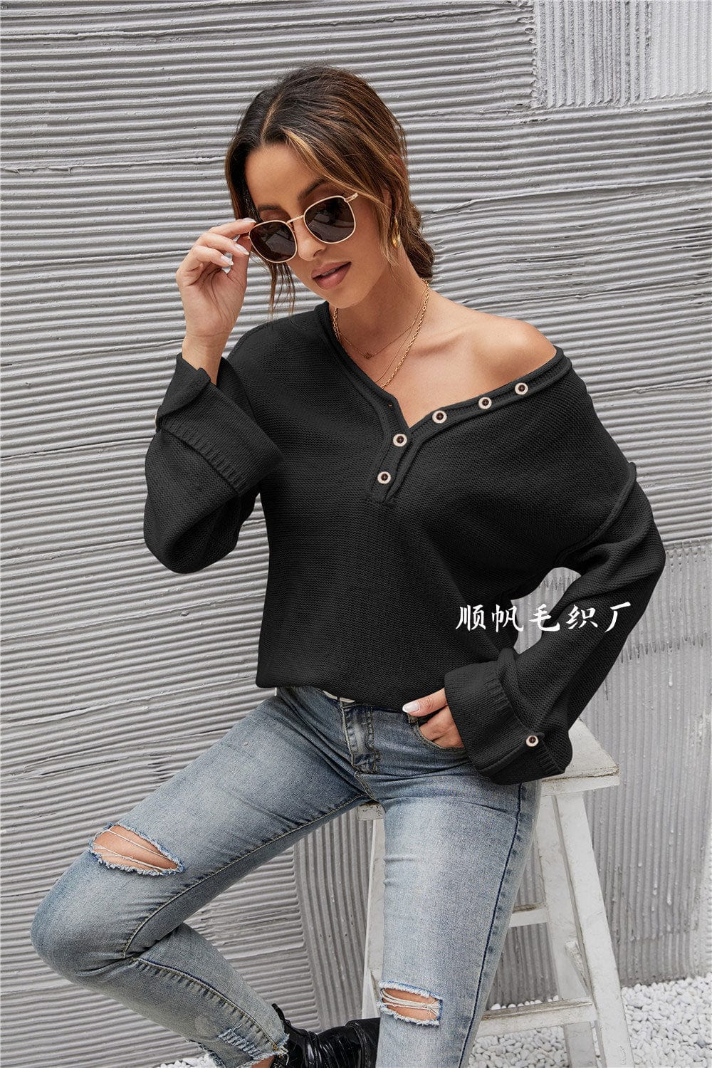M / black 2022  women's large size V-neck sweater  long sleeve sweater women