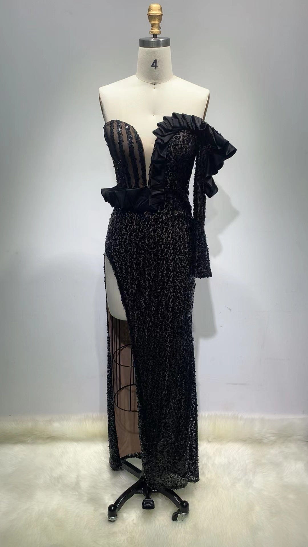 M / black ED2258 Kimshein Womens Clothing Sexy V Neck One Sleeve With Ruffled High Split Sequin Women Evening Dresses Elegant