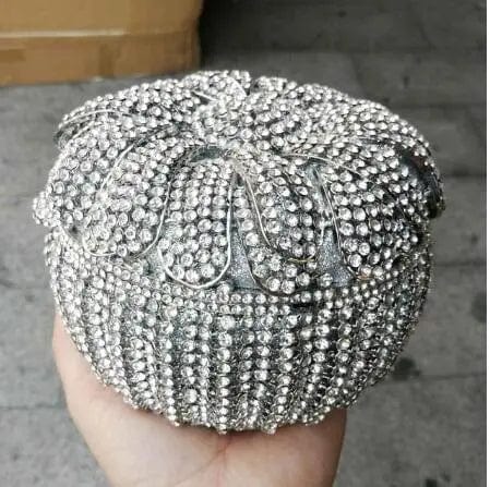 M / Full Silver Latest Trending Beautiful Fashion Bling Crystal Rhinestone Flower Clutch Evening Bags Bridal Luxury Customized Handbag