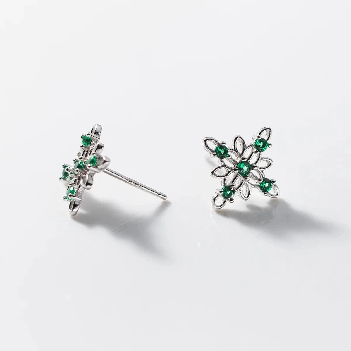 M04049 silver wholesale 925 silver earrings women sterling silver geometric stud earrings  minimalist green zircon earrings jewelry