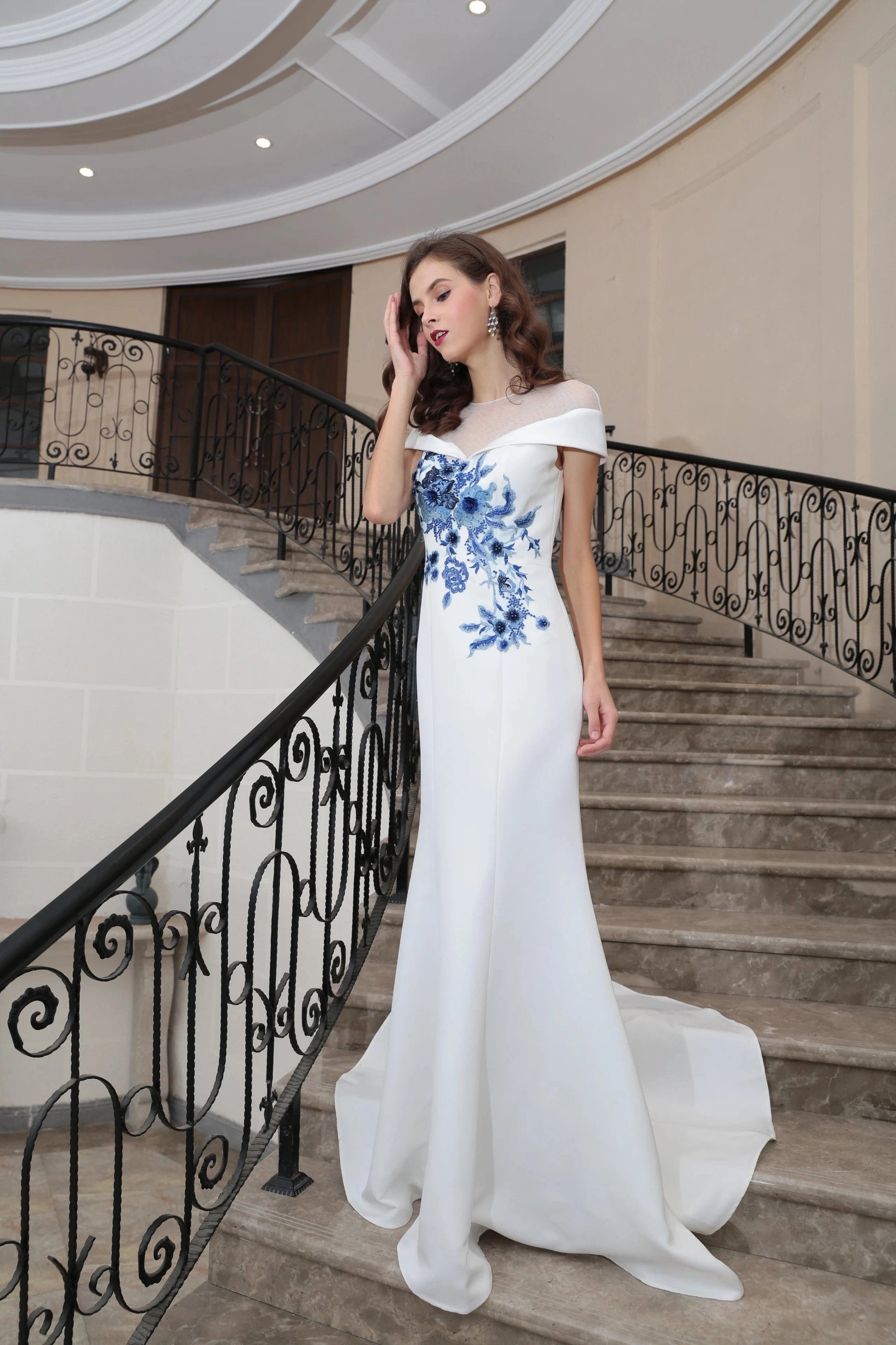 Most popular One-shoulder White Elegant Evening Gown Bridesmaid Long Fishtail Dress abiti da sera