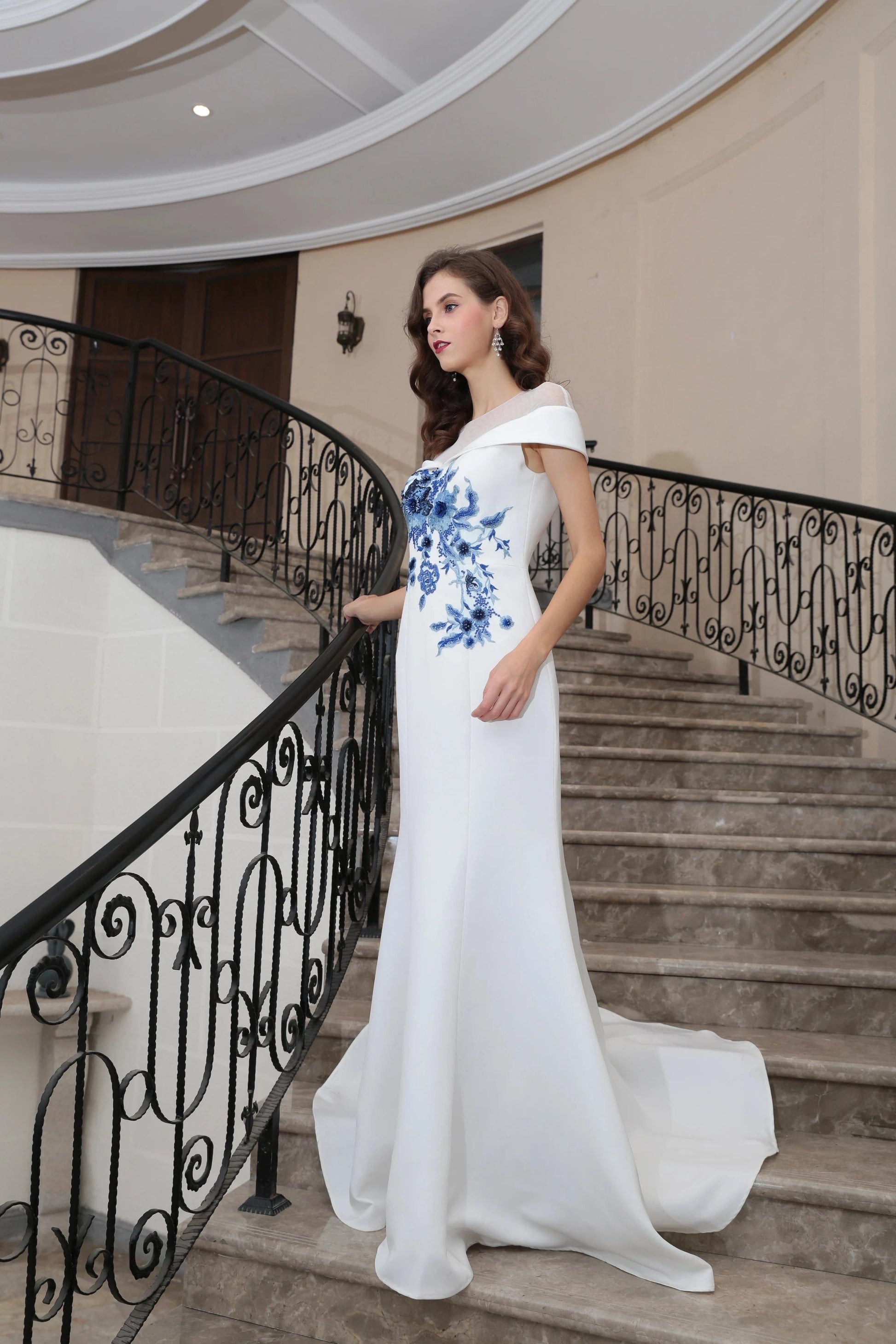 Most popular One-shoulder White Elegant Evening Gown Bridesmaid Long Fishtail Dress abiti da sera