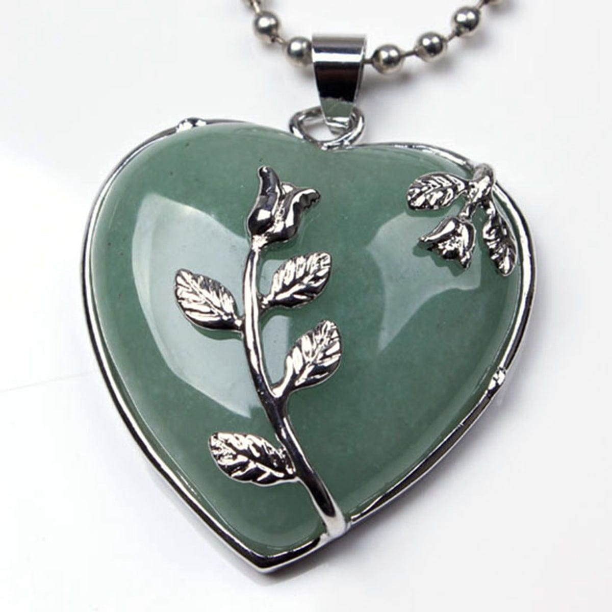 Natural Healing Crystals Heart Pendant Necklaces Reiki Quartz Gemstone Jewelry Flower Wrap Crystal Pendant for Womens Girls