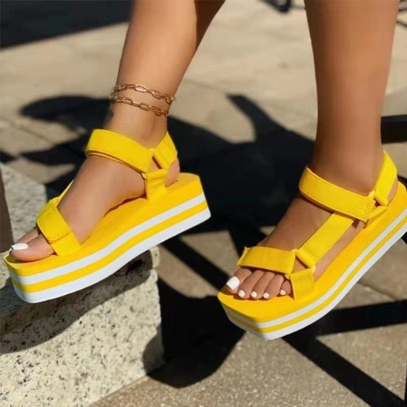 New arrivals 2023 trendy summer women shoes flat slippers color block platform sandals women casual sandals
