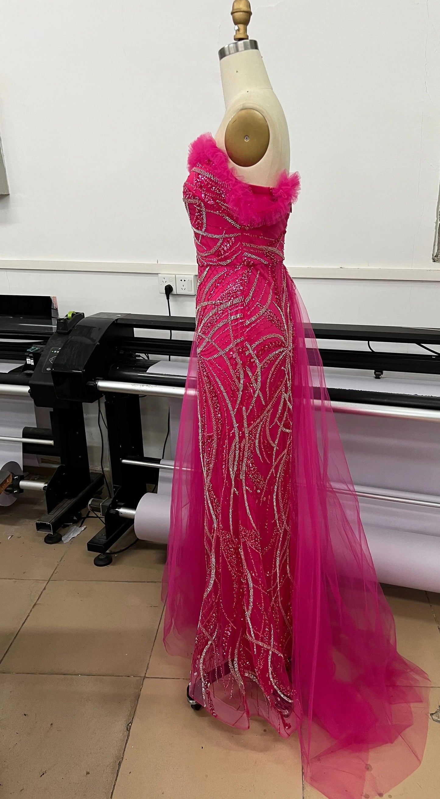 New Design Ladies Black Elegant Beading Sequin Sexy Maxi Evening Party Dresses