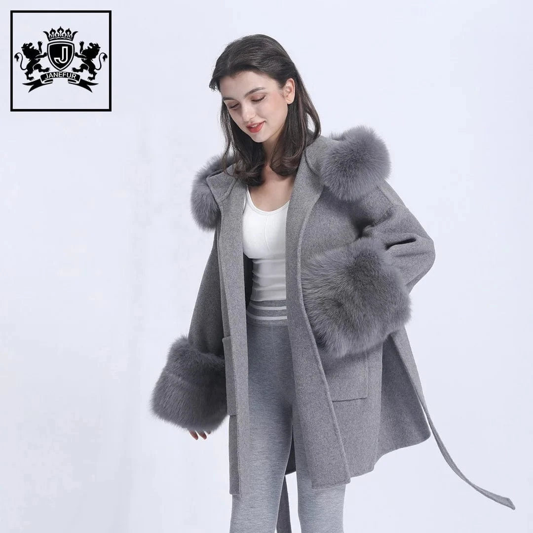 New Design Loose Size Winter Women Warm Fashion Belt Big Fur Cuff And Collar Coat Oversize Hooded Long Cashmere Wool Fur Coats