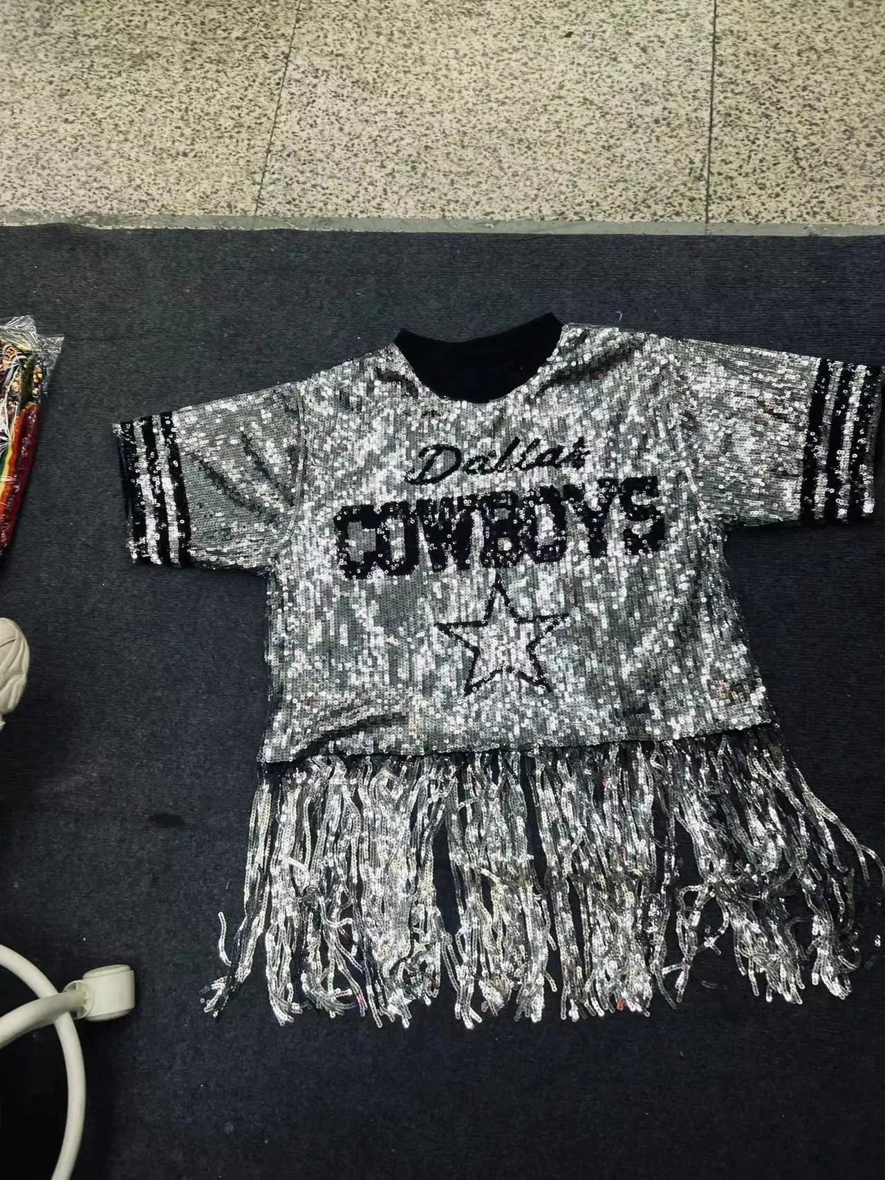 new design  nfl Style  Party fringe t shirts Sequin Dallas Cowboys fashion crop top Women tassels sequins short top
