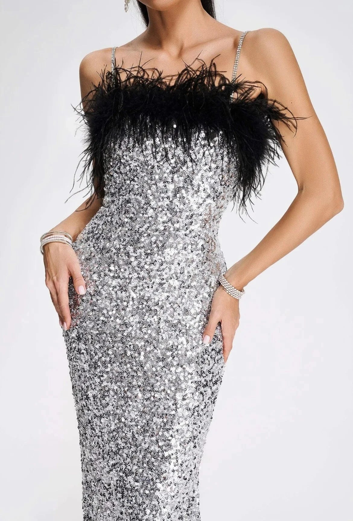 New Fashion Clothes Sequins Dress Beading Sexy Strap Feathers Party Ladies Dresses