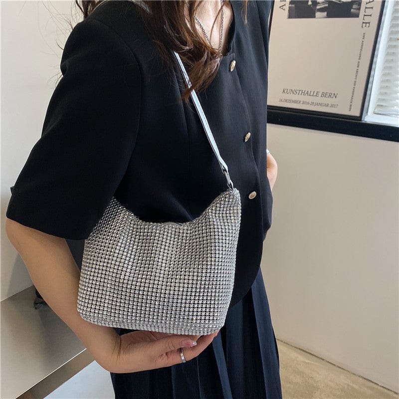 New fashion Handbag 2022 Young Woman Luxury temperament bag Girl rivet diamond purse for women