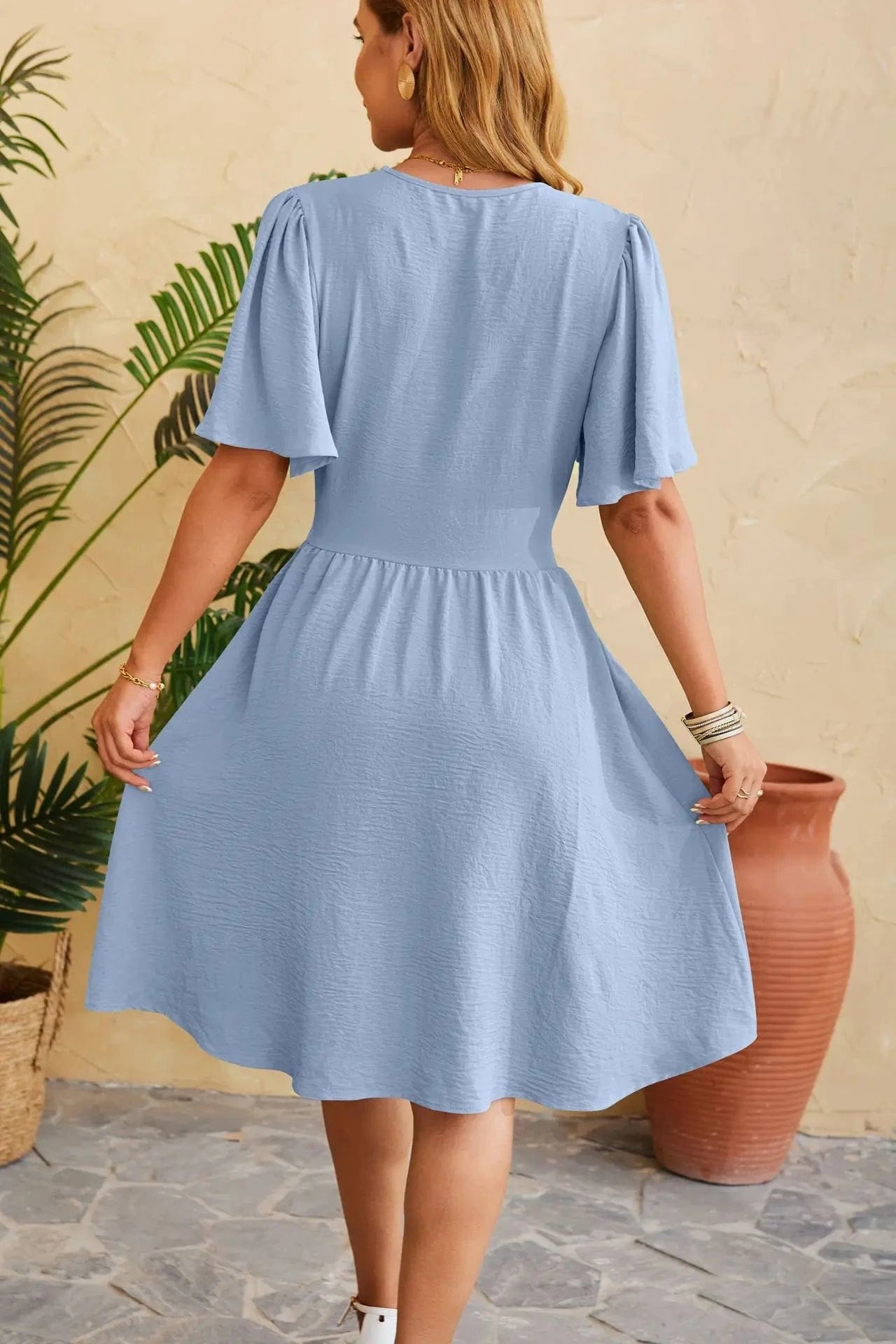 New Fashion Women V-neck Pleated Solid Color Waistline Short-sleeve Spring Summer Casual Daily Commute Lady Midi Dress