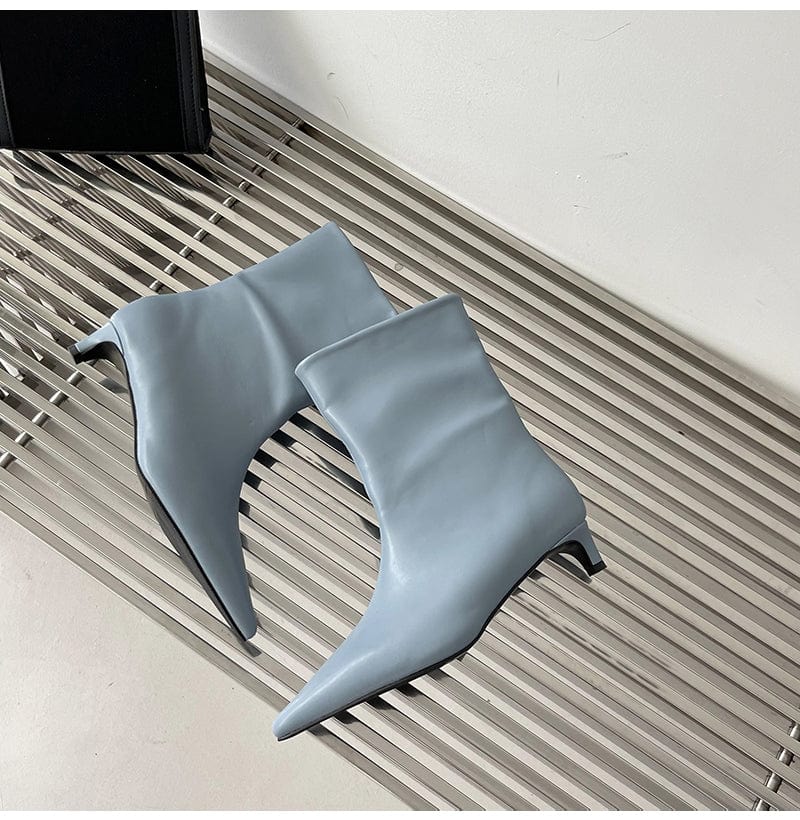 New products in autumn and winter: simple style short tube fashion low heel boots pointed sleeve solid color short boots