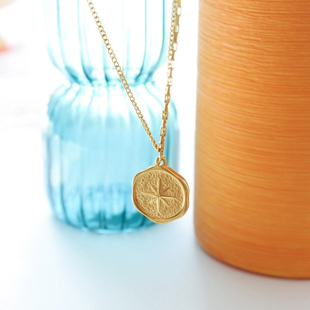 New Stainless Steel Gold Pendant Necklace For Women Girls Vintage Round Disc Star Shape Simple Necklace Jewelry Gift