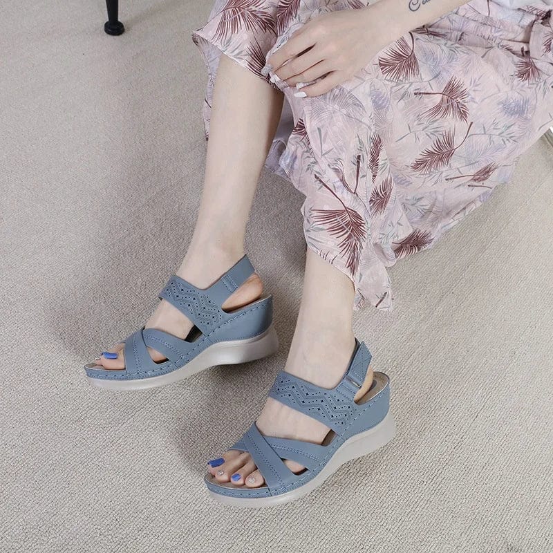 New Stylish High Quality Beach Wedge Women shoes Casual Slipper Outdoor Breathable Slippers Sandals For Women