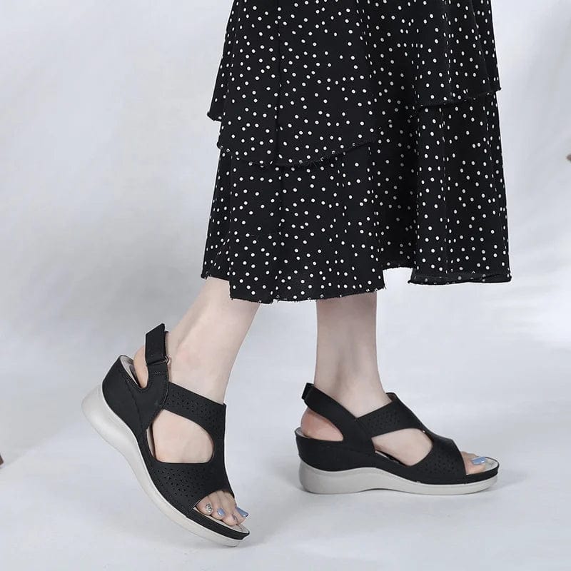 New Stylish High Quality Beach Wedge Women shoes Casual Slipper Outdoor Breathable Slippers Sandals For Women