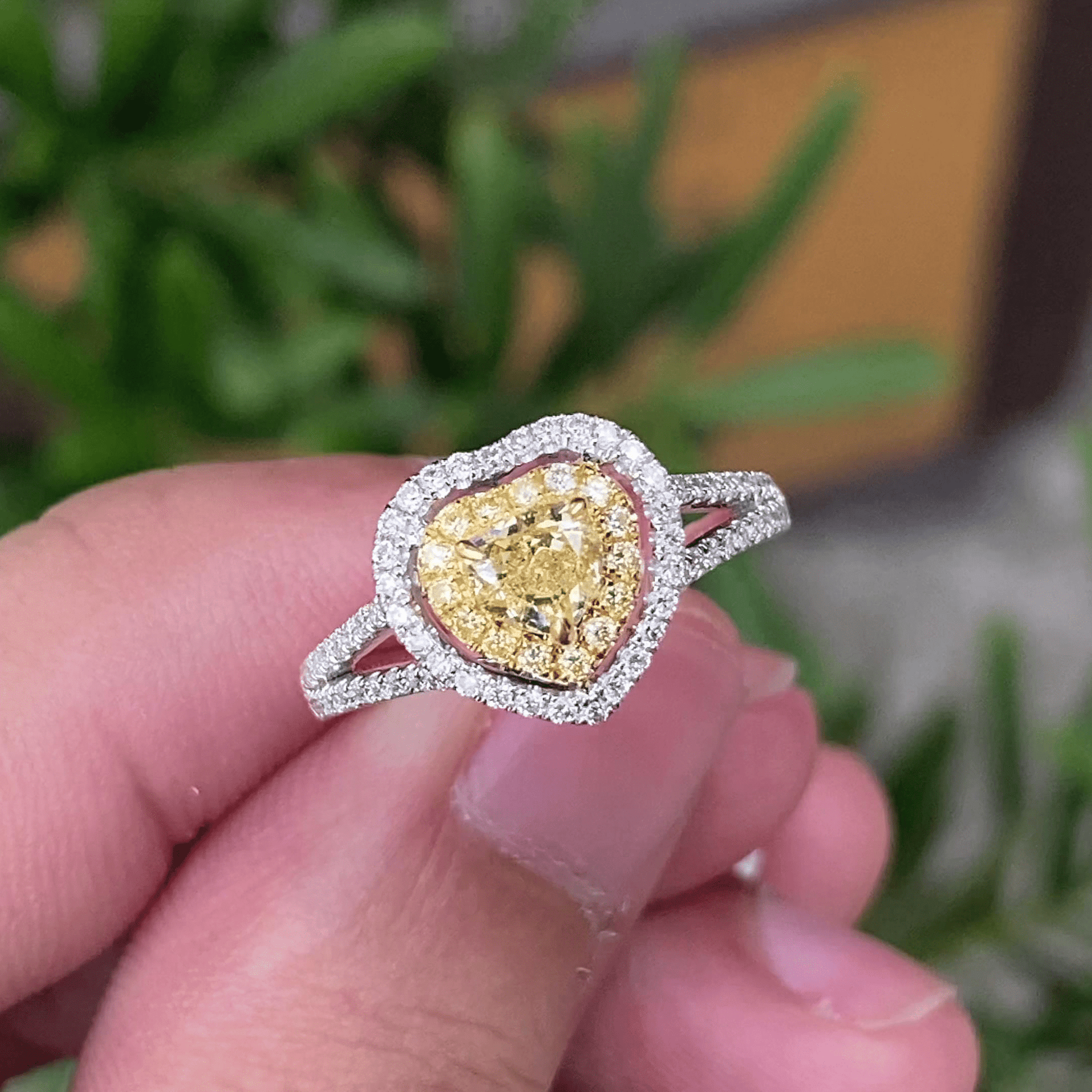 non fading jewelry pure 18k gold jewelry sweet heart natural yellow diamond womens wedding rings