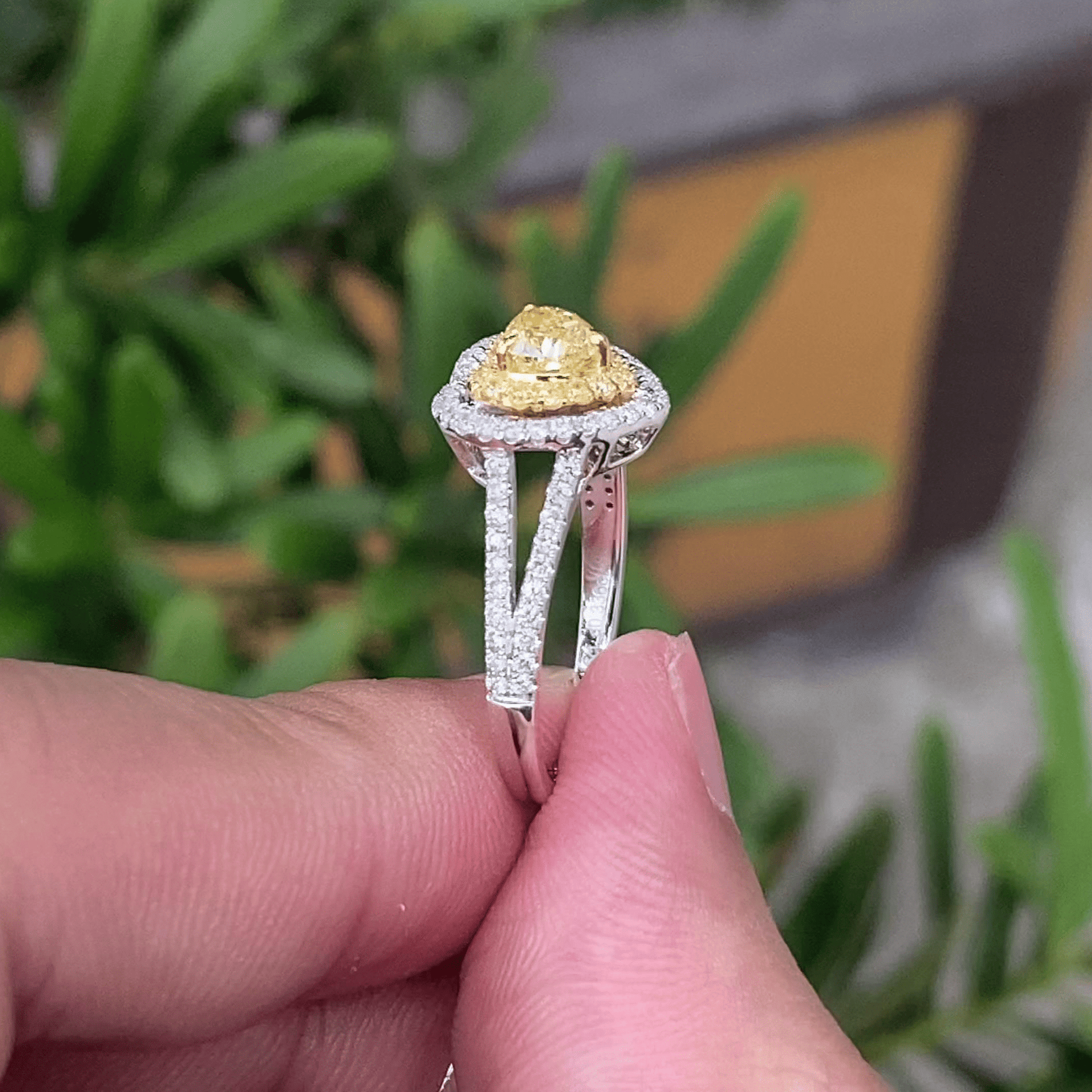 non fading jewelry pure 18k gold jewelry sweet heart natural yellow diamond womens wedding rings