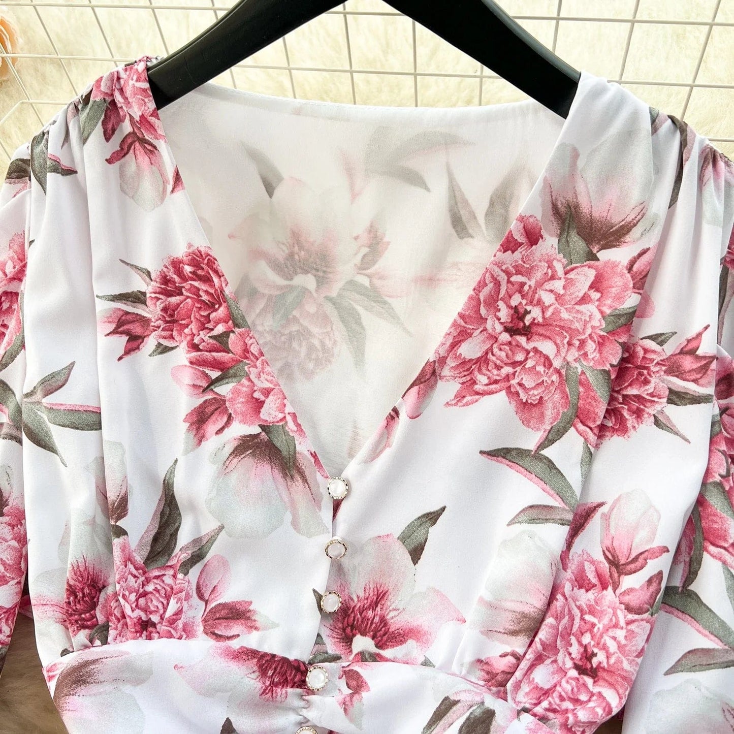 Oem Designer Custom Women's Clothing Ladies Elegant Long Sleeve Deep V Neck Dress Floral Print Chiffon Mini Dresses For Women -