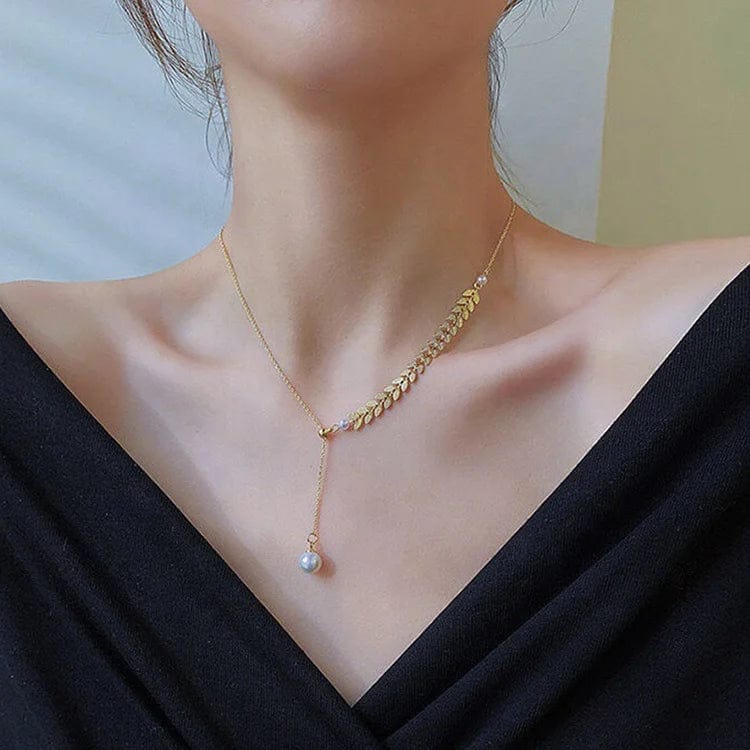 OEM&ODM 925 Silver 18K Gold Plated Natural Seawater Pearl Necklace Light Luxury Clavicle Chain Women Necklace
