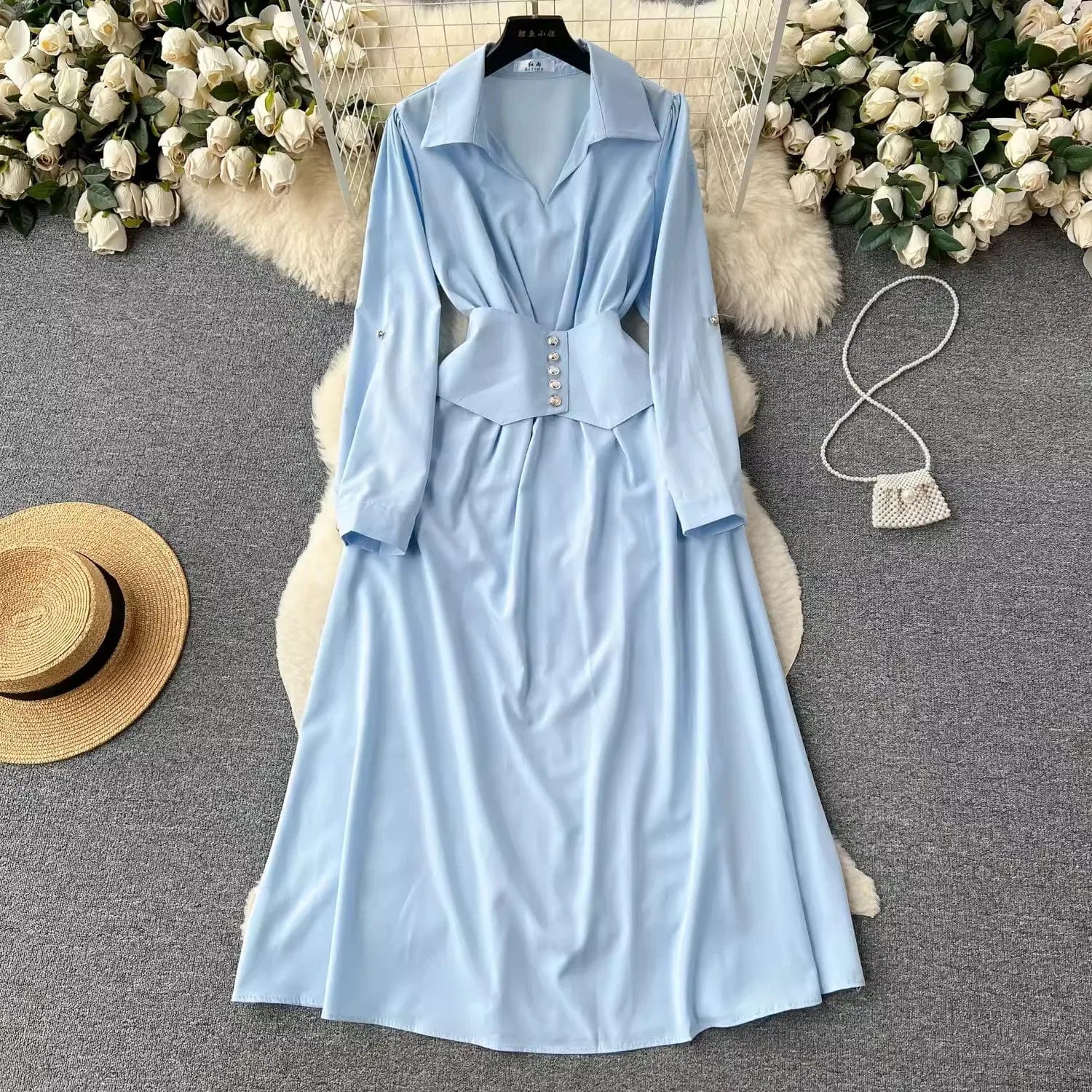 One size  Retro style high-end dress Polo collar long sleeved waist cinched A-line large hem shirt dress