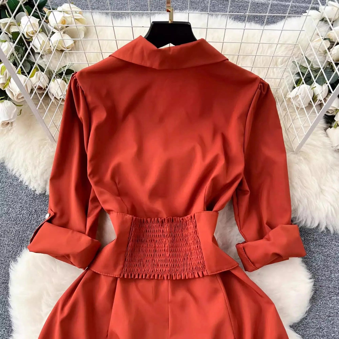 One size  Retro style high-end dress Polo collar long sleeved waist cinched A-line large hem shirt dress