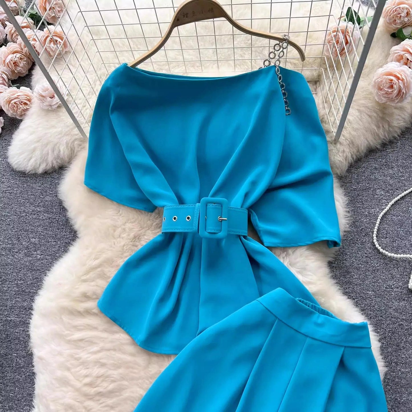 Ons size Mature Girl Royal Sister Set Summer New One Shoulder Off Shoulder Top Versatile Wide Leg Pants Two Piece Set