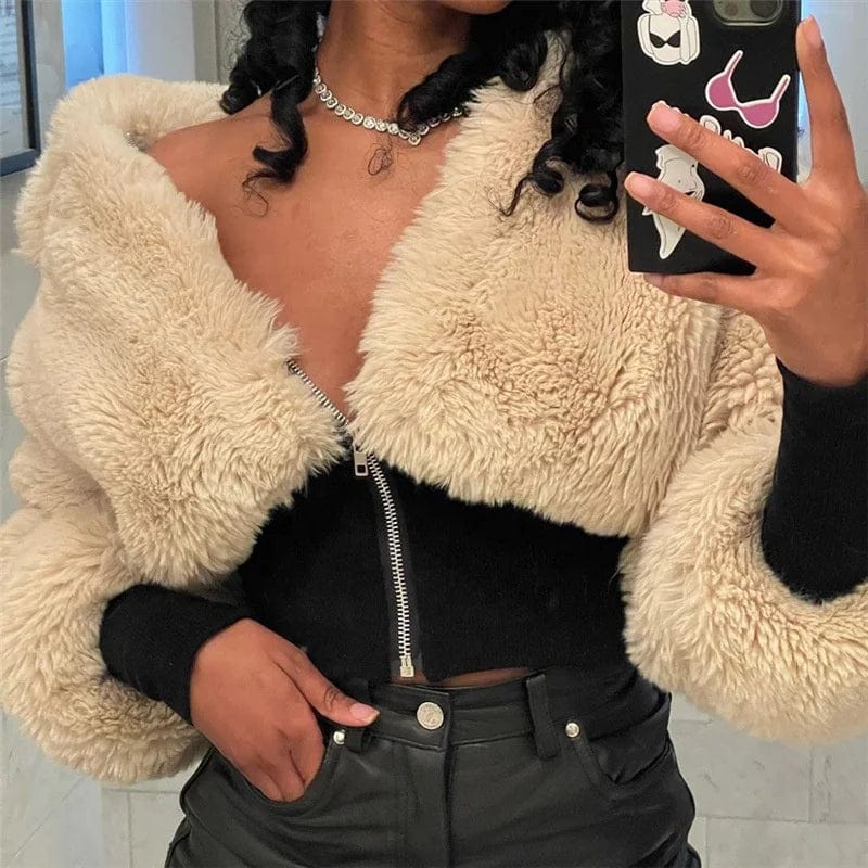 OUDINA Autumn 2023 Women's Splicing Lamb Wool Slim Coat New Stylish Zip Up Cropped Jacket Women