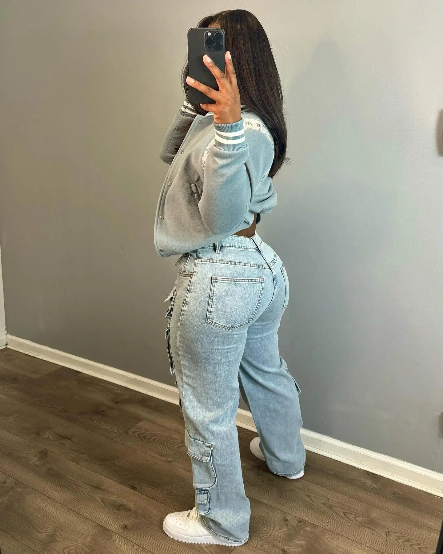 OUDINA Customize Wholesale Stretch Multi-pocket Pants Boyfriend Casual Straight Denim Trousers Ladies Jeans Pants For Women
