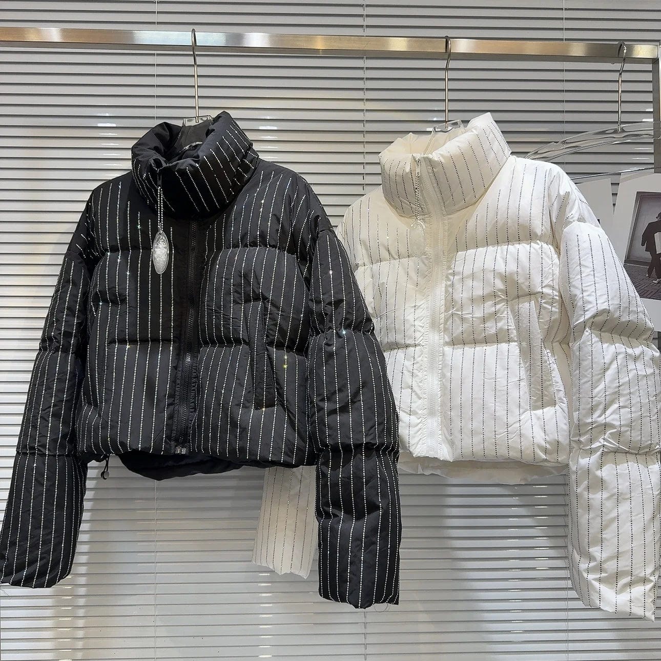 OUDINA Fashion Strip Hot Sequin Coats Rhinestones Diamond Pattern Warm Bubble Down Jacket Winter Puffy Bomber Women's Coats