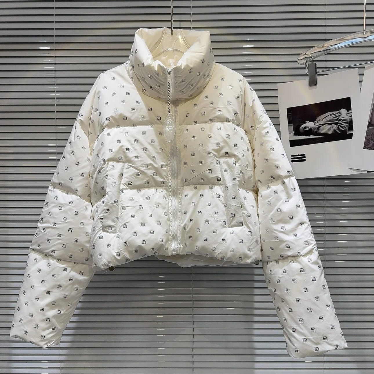 OUDINA Fashion Strip Hot Sequin Coats Rhinestones Diamond Pattern Warm Bubble Down Jacket Winter Puffy Bomber Women's Coats