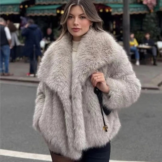 OUDINA Fashionable Outer Wear Winter Plush High Quality Fur Coats Faux Fur Coat Women
