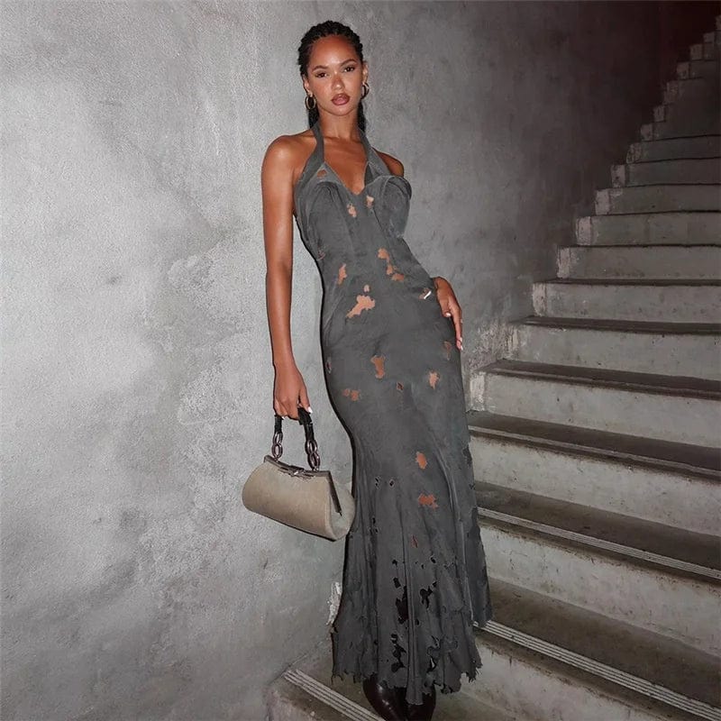 OUDINA New Backless Dress Sexy Women Sleeveless Suspender Hole Low Collar Bodycon Ladies Long Dress