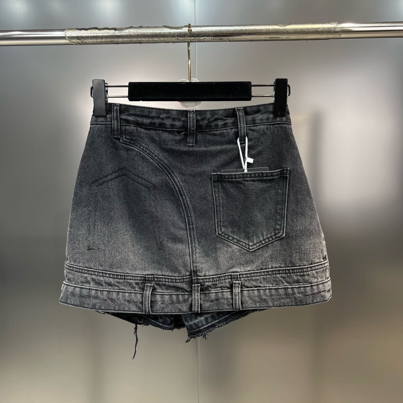 OUDINA New Stylish Unique Sexy Irregular Buttons Patchwork Wash Jean Skirts Shorts Denim Skirt For Women